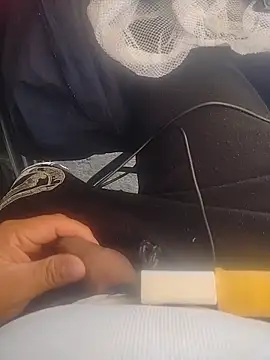 Santiagoqro85 online show from 12.03.25