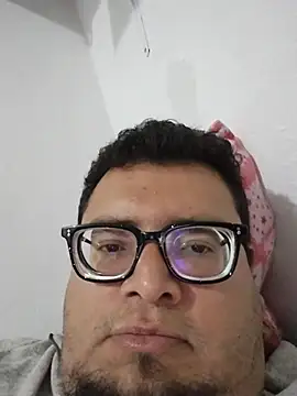 Santiagoqro85 online show from 03.11.26