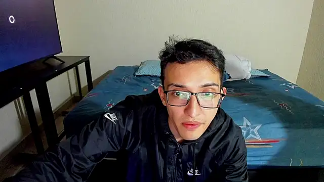 Snapshot of lustduo1 chatting on 01.10.26 lustduo1 online show from 01.10.26