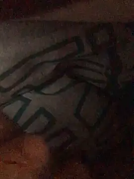 Snapshot of luzmelzinha chatting on 09.21.25 luzmelzinha online show from 09.21.25