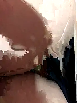 Snapshot of luzmelzinha chatting on 09.28.25 luzmelzinha online show from 09.28.25