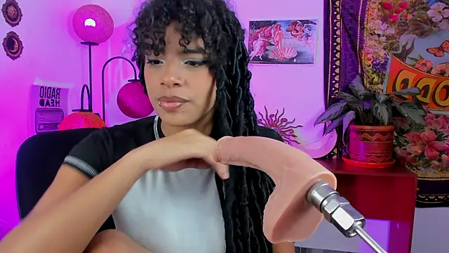 Snapshot of Raven_luv chatting on 03.13.26 Raven luv online show from 03.13.26