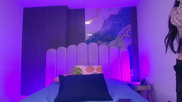 abbyrouss  online show from 01.15.26