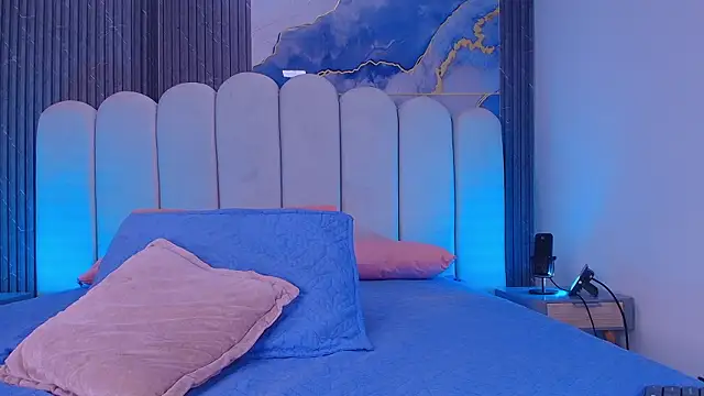 abbyrouss  online show from 03.15.26