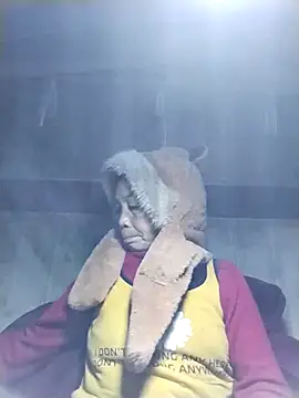 Snapshot of -Xuka-200 chatting on 02.09.26 -Xuka-200 online show from 02.09.26