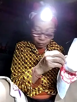 Snapshot of -Xuka-200 chatting on 02.21.26 -Xuka-200 online show from 02.21.26