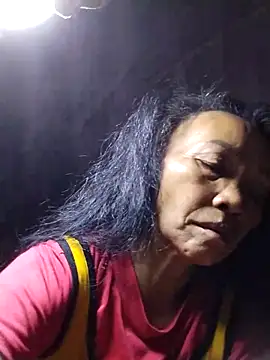 Snapshot of -Xuka-200 chatting on 02.26.26 -Xuka-200 online show from 02.26.26