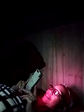 Snapshot of -Xuka-200 chatting on 03.12.26 -Xuka-200 online show from 03.12.26