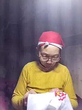 Snapshot of -Xuka-200 chatting on 03.14.26 -Xuka-200 online show from 03.14.26