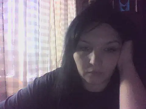 Snapshot of Breezy_88 chatting on 10.31.25 Breezy 88 online show from 10.31.25