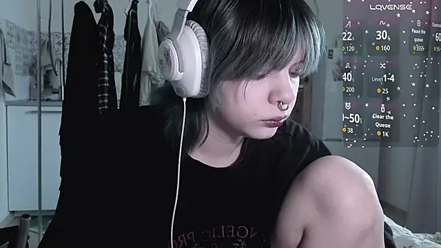 Snapshot of Alice_Zev chatting on 01.08.26 Alice Zev online show from 01.08.26