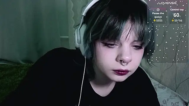 Snapshot of Alice_Zev chatting on 01.11.26 Alice Zev online show from 01.11.26