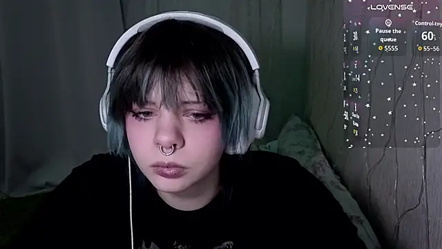 Snapshot of Alice_Zev chatting on 01.12.26 Alice Zev online show from 01.12.26