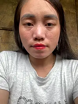 Snapshot of chipp-bong chatting on 09.12.25 chipp-bong online show from 09.12.25