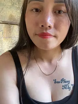 Snapshot of chipp-bong chatting on 10.11.25 chipp-bong online show from 10.11.25