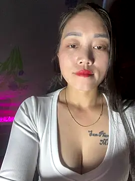 Snapshot of chipp-bong chatting on 11.09.25 chipp-bong online show from 11.09.25