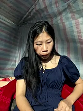 Snapshot of Mollie_jane chatting on 11.25.25 Mollie jane online show from 11.25.25