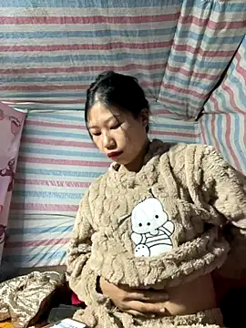 Snapshot of Mollie_jane chatting on 12.04.25 Mollie jane online show from 12.04.25