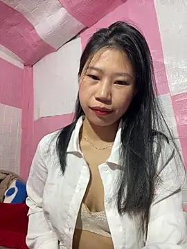 Snapshot of Mollie_jane chatting on 12.22.25 Mollie jane online show from 12.22.25