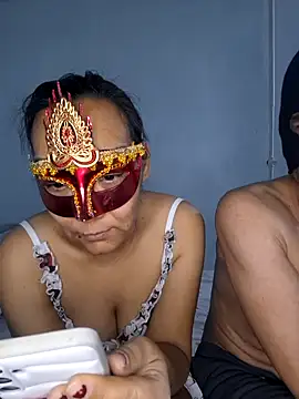 Snapshot of Layd38 chatting on 12.19.25 Layd38 online show from 12.19.25