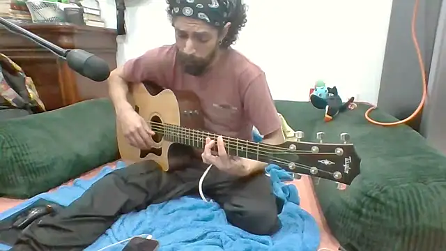 Snapshot of Stringin69 chatting on 04.09.26 Stringin69 online show from 04.09.26