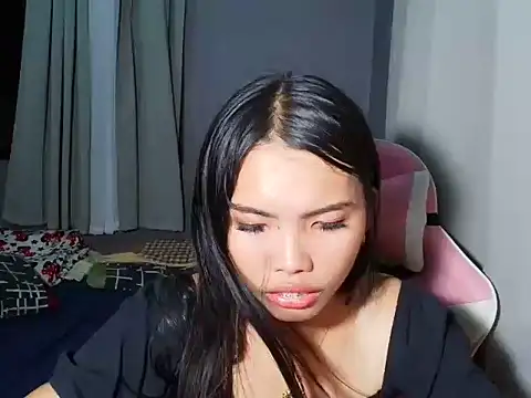 Snapshot of cutie_milker chatting on 06.07.26 cutie milker online show from 06.07.26
