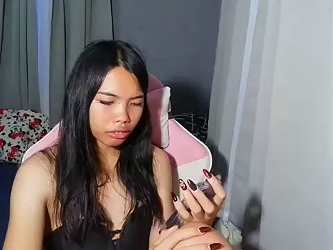 Snapshot of cutie_milker chatting on 06.13.26 cutie milker online show from 06.13.26