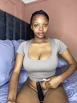 MilfBoobsxx online show from 01.14.26