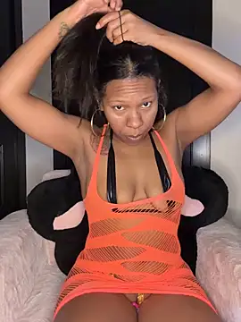 Snapshot of __suki chatting on 10.21.25   suki online show from 10.21.25