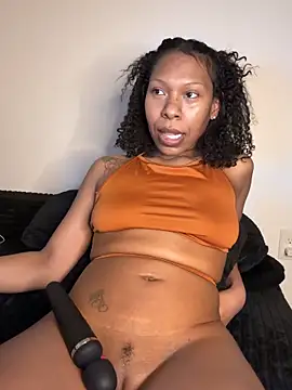 Snapshot of __suki chatting on 02.07.26 suki online show from 02.07.26