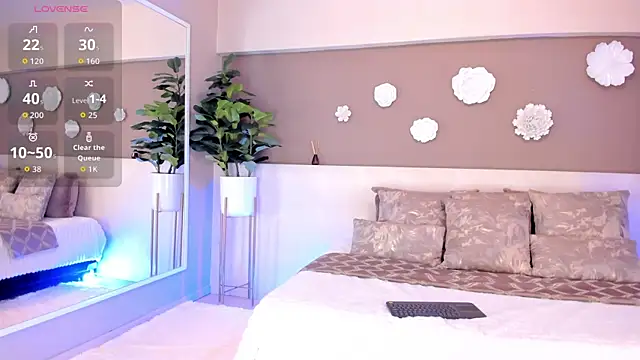 VictoriaShelby online show from 10.11.25