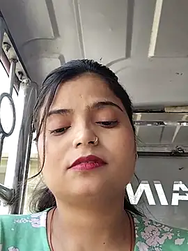 Hot-Pooja25 online show from 05.04.26