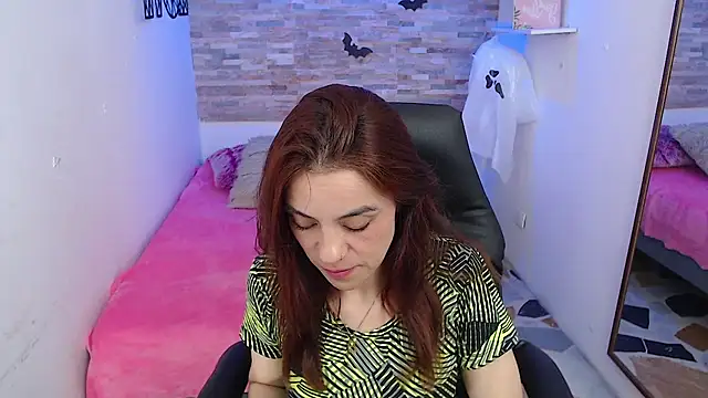 KendallWood  online show from 10.31.25