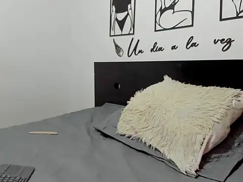 Allison 21  online show from 11.08.25