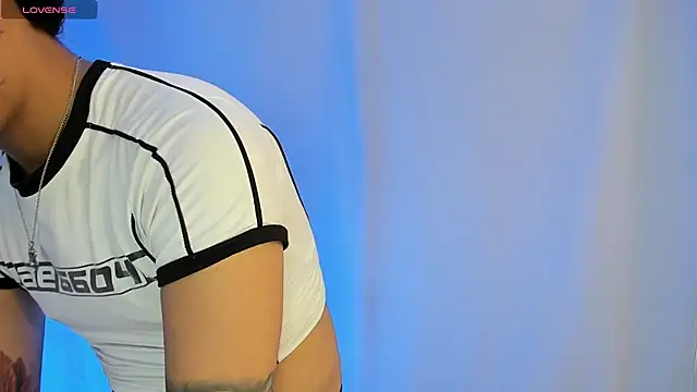 OliverMontiel online show from 10.03.25