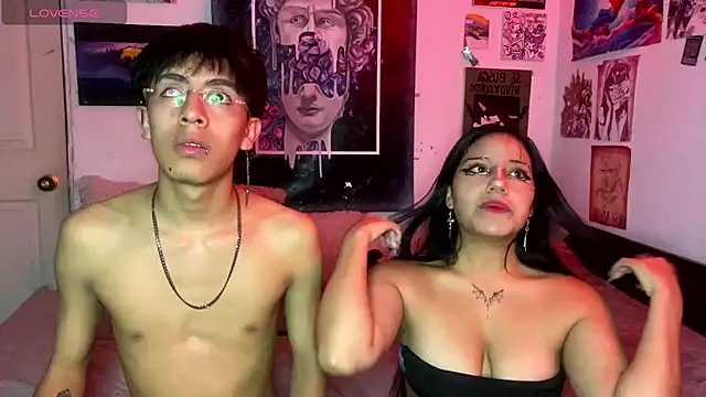 Snapshot of Violett_Danteex chatting on 03.21.26 Violett Danteex online show from 03.21.26