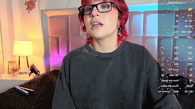 Snapshot of RobinBennett chatting on 02.15.26 RobinBennett online show from 02.15.26