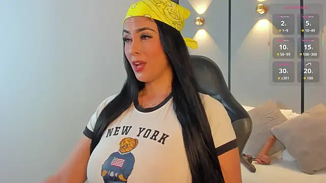 ashly moonn online show from 06.12.26