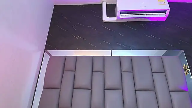 kissme luna online show from 11.28.25