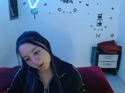 Mia2xsmith online show from 11.08.25