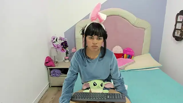 Snapshot of Angelina_rossy chatting on 09.17.25 Angelina rossy online show from 09.17.25