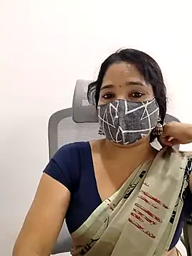 Girl 071 online show from 10.17.25