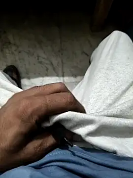 Snapshot of theindianjason chatting on 10.28.25 theindianjason online show from 10.28.25