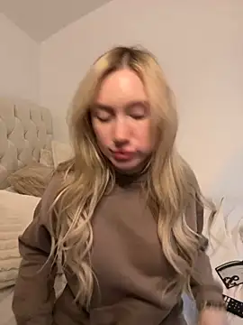 Snapshot of SexySaraxxoo chatting on 11.20.25 SexySaraxxoo online show from 11.20.25