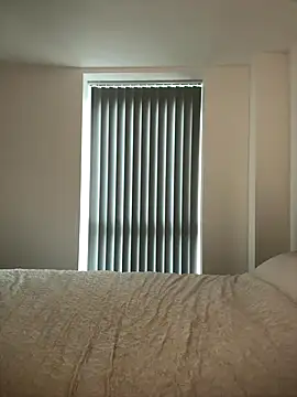 Snapshot of SexySaraxxoo chatting on 12.16.25 SexySaraxxoo online show from 12.16.25