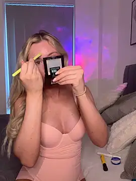 Snapshot of SexySaraxxoo chatting on 01.16.26 SexySaraxxoo online show from 01.16.26