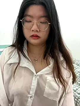 Snapshot of xxwang20 chatting on 12.19.25 xxwang20 online show from 12.19.25