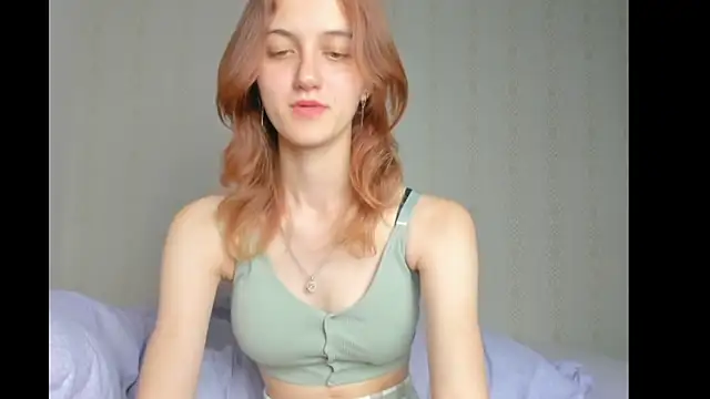 Snapshot of dreamy_pollyyy chatting on 10.01.25 dreamy pollyyy online show from 10.01.25