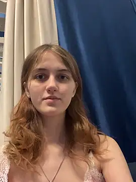 Snapshot of dreamy_pollyyy chatting on 02.08.26 dreamy pollyyy online show from 02.08.26