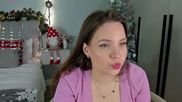 Snapshot of EmelySwickheimer chatting on 01.12.26 EmelySwickheimer online show from 01.12.26